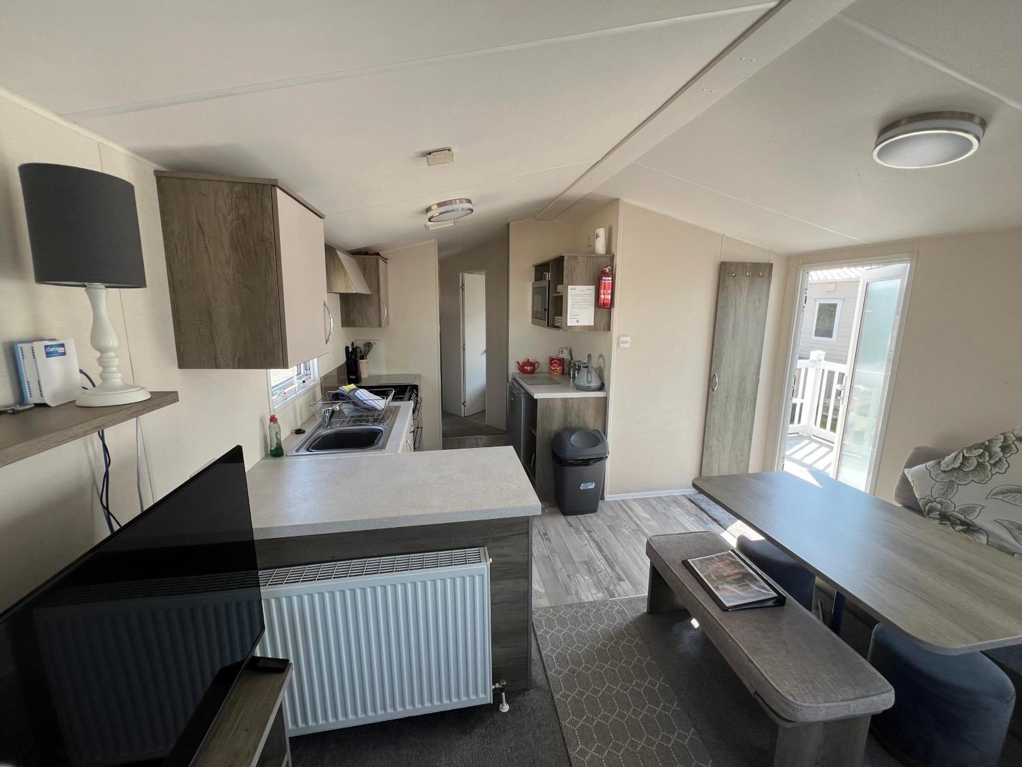 מילום 3 Bedroom Modern Caravan Sleeps Up To 8 מראה חיצוני תמונה